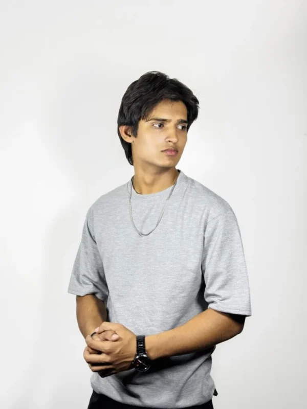 Zonoa Essentials: 240 GSM Oversized Grey Tee